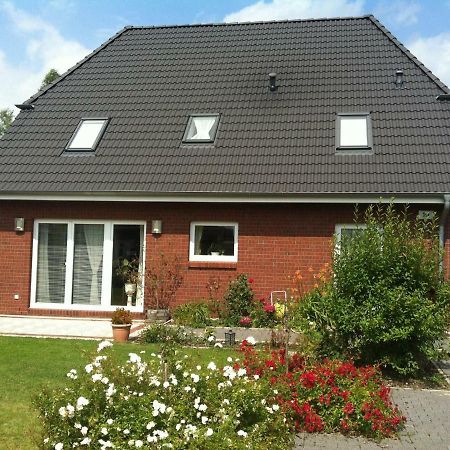 Zimmer Am Elberadweg Hamburg Exterior foto